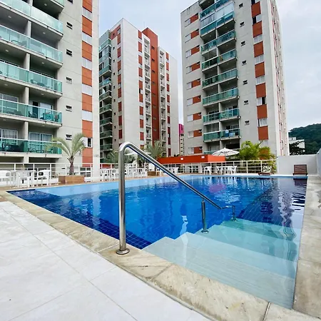 Apartamento em Praia da Enseada-3